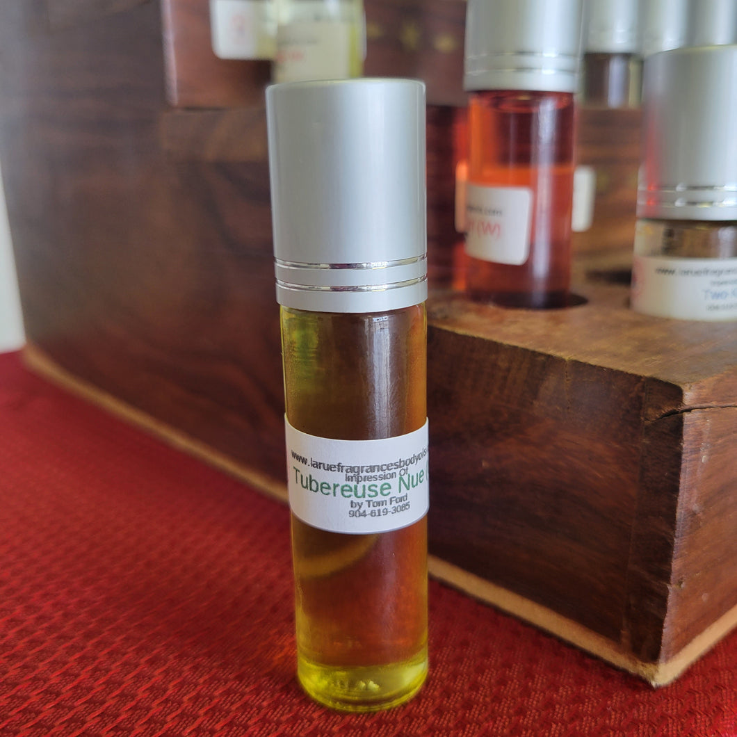(Premium Fragrance) Our Impression of Tubereuse Nue by Tom Ford women men unisex 1/3oz roll on perfume fragrance body oil. Alcohol free (unisex)